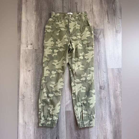 Hollister Camo Jogger Ultra High Rise Banded Ankle Pants Small - Picture 2 of 12
